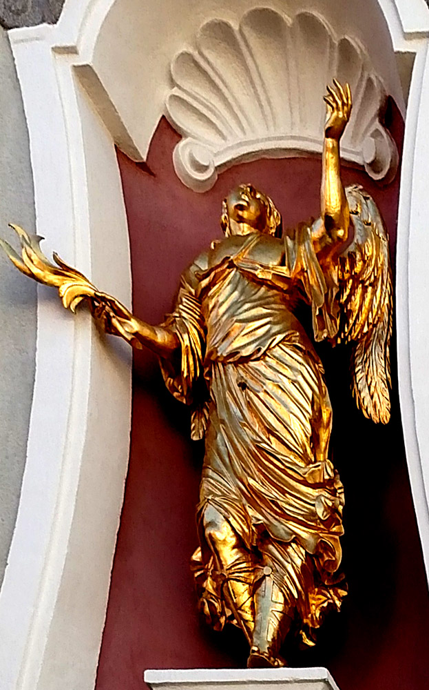 The Archangel Uriel, Statue in San Candido / Innichen